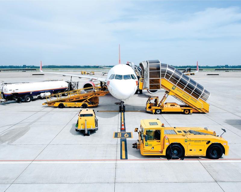Aircraft turnaround at Aden Adde Airport